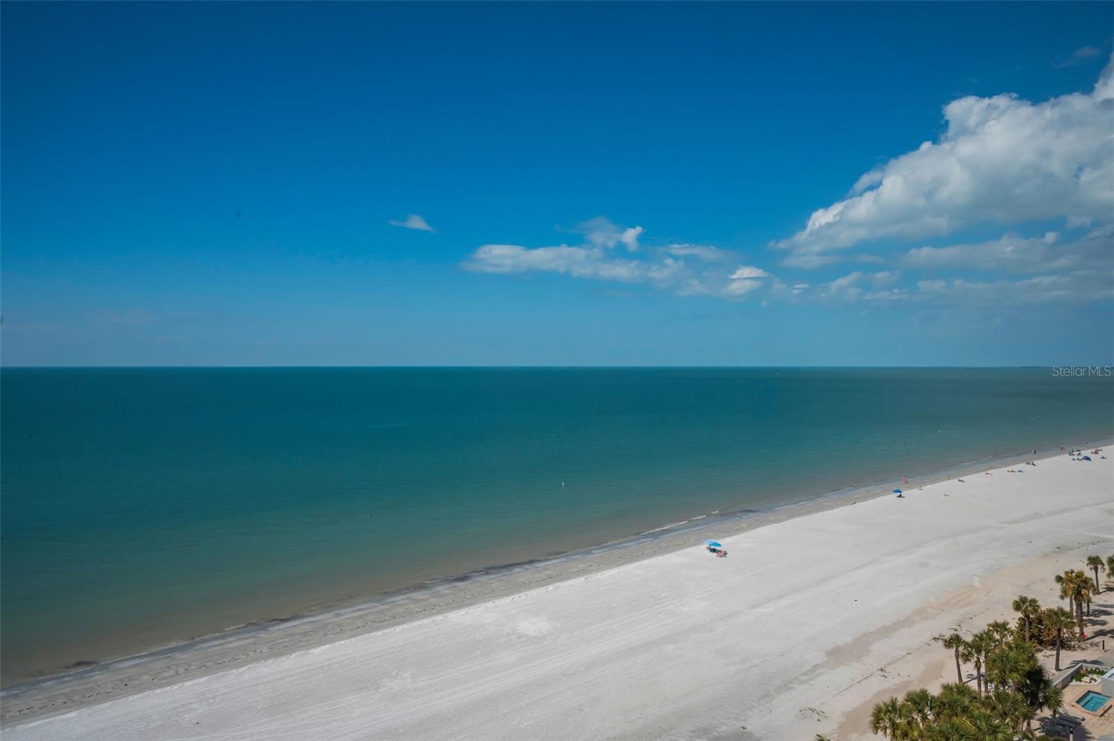 Image 27 of 100 For 1660 Gulf Boulevard Ph5