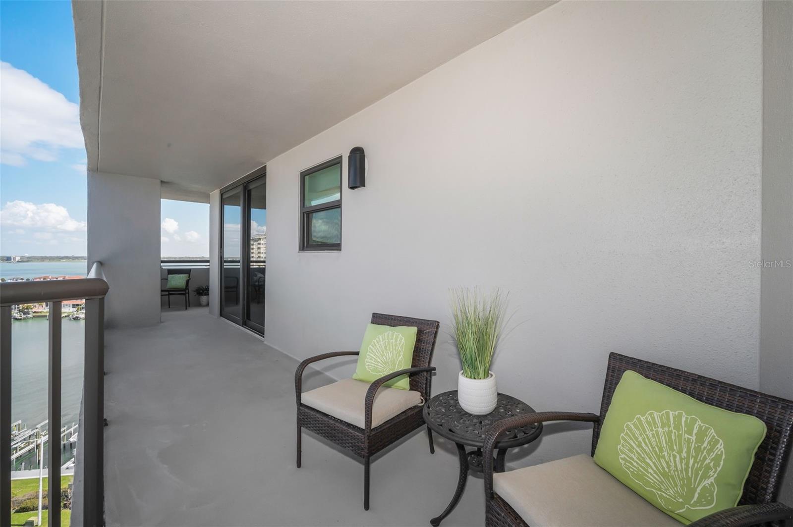 Image 30 of 100 For 1660 Gulf Boulevard Ph5