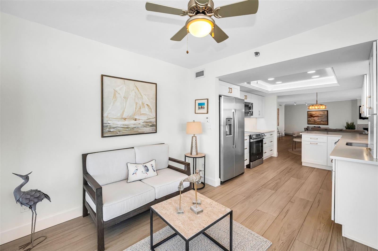 Image 50 of 100 For 1660 Gulf Boulevard Ph5