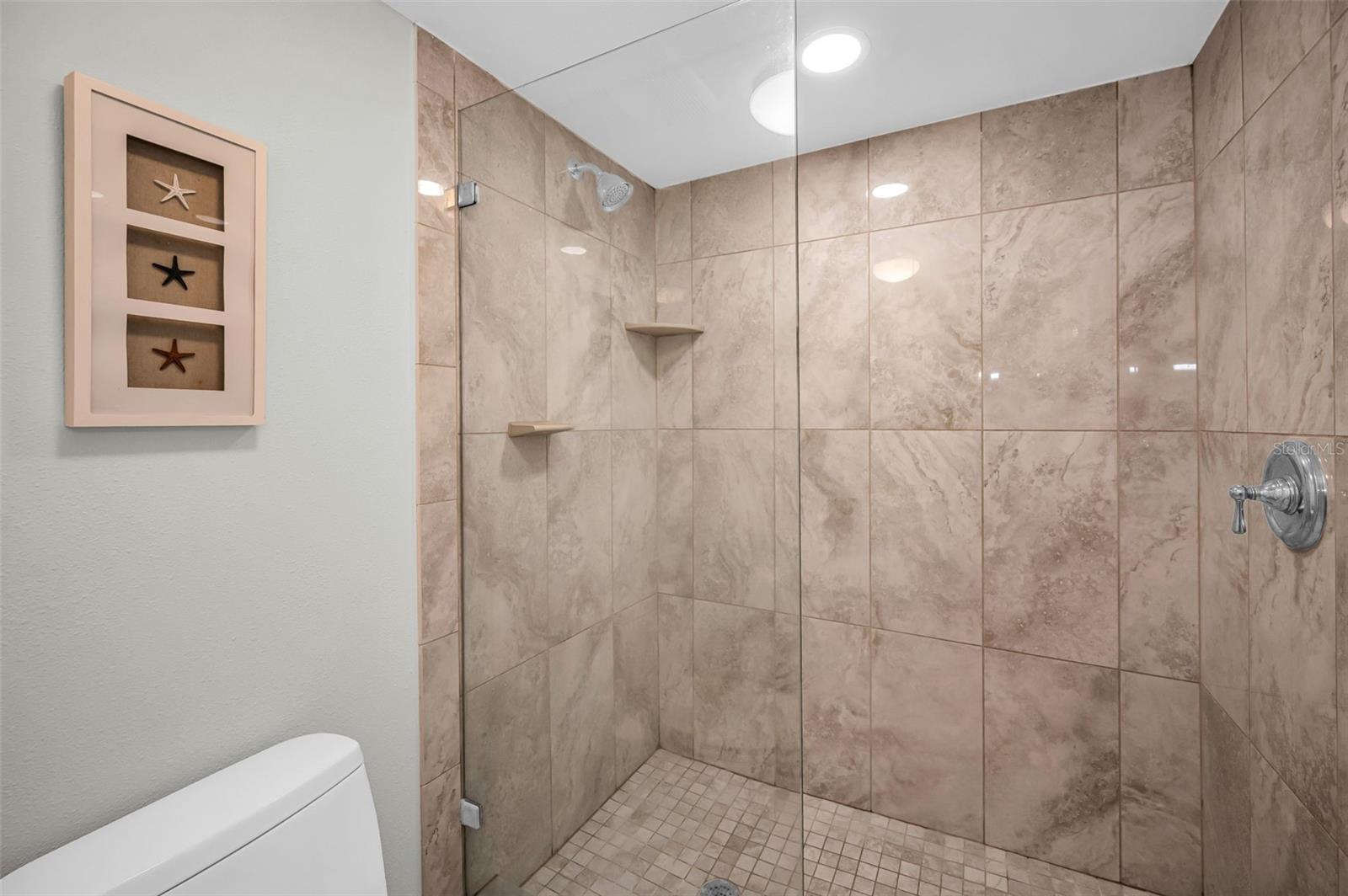 Image 69 of 100 For 1660 Gulf Boulevard Ph5