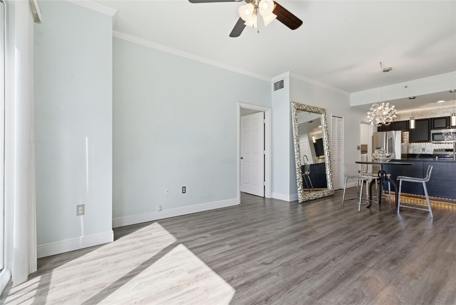 Image 14 of 59 For 700 Harbour Island Boulevard 403