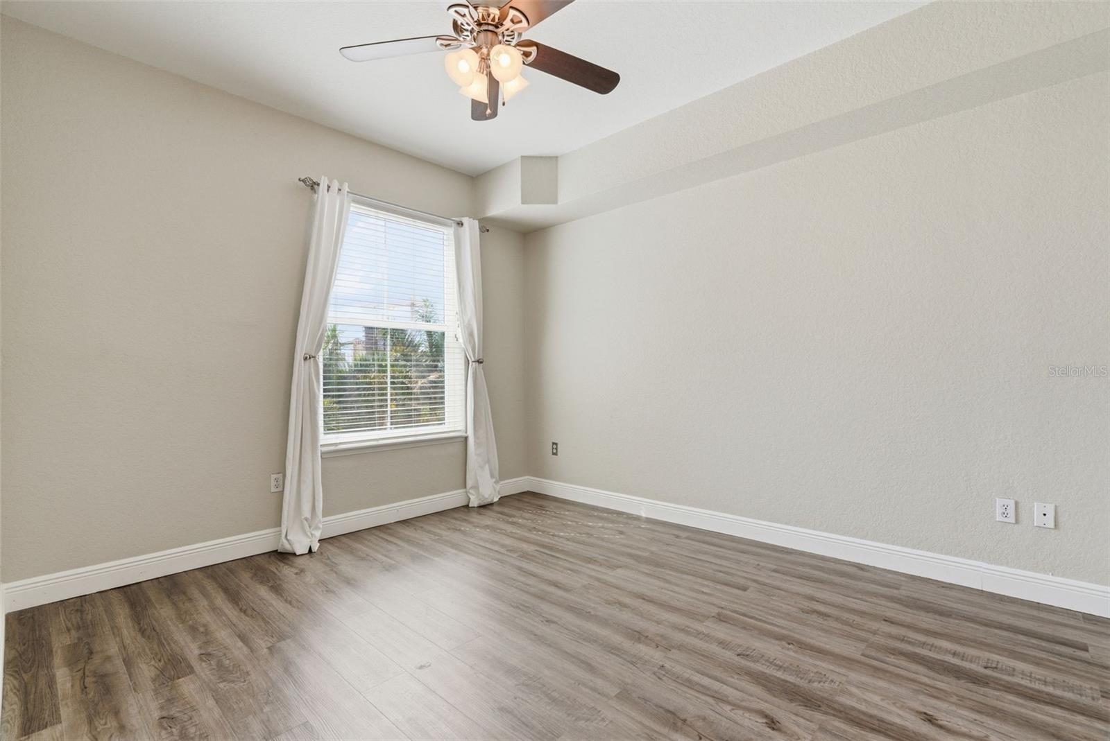 Image 15 of 59 For 700 Harbour Island Boulevard 403