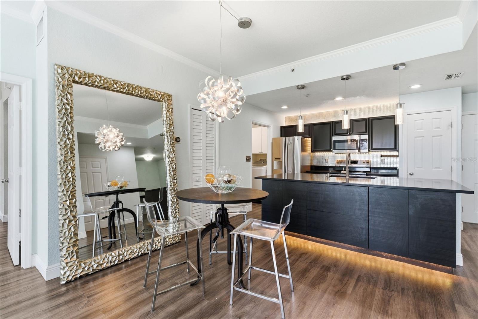 Image 2 of 59 For 700 Harbour Island Boulevard 403