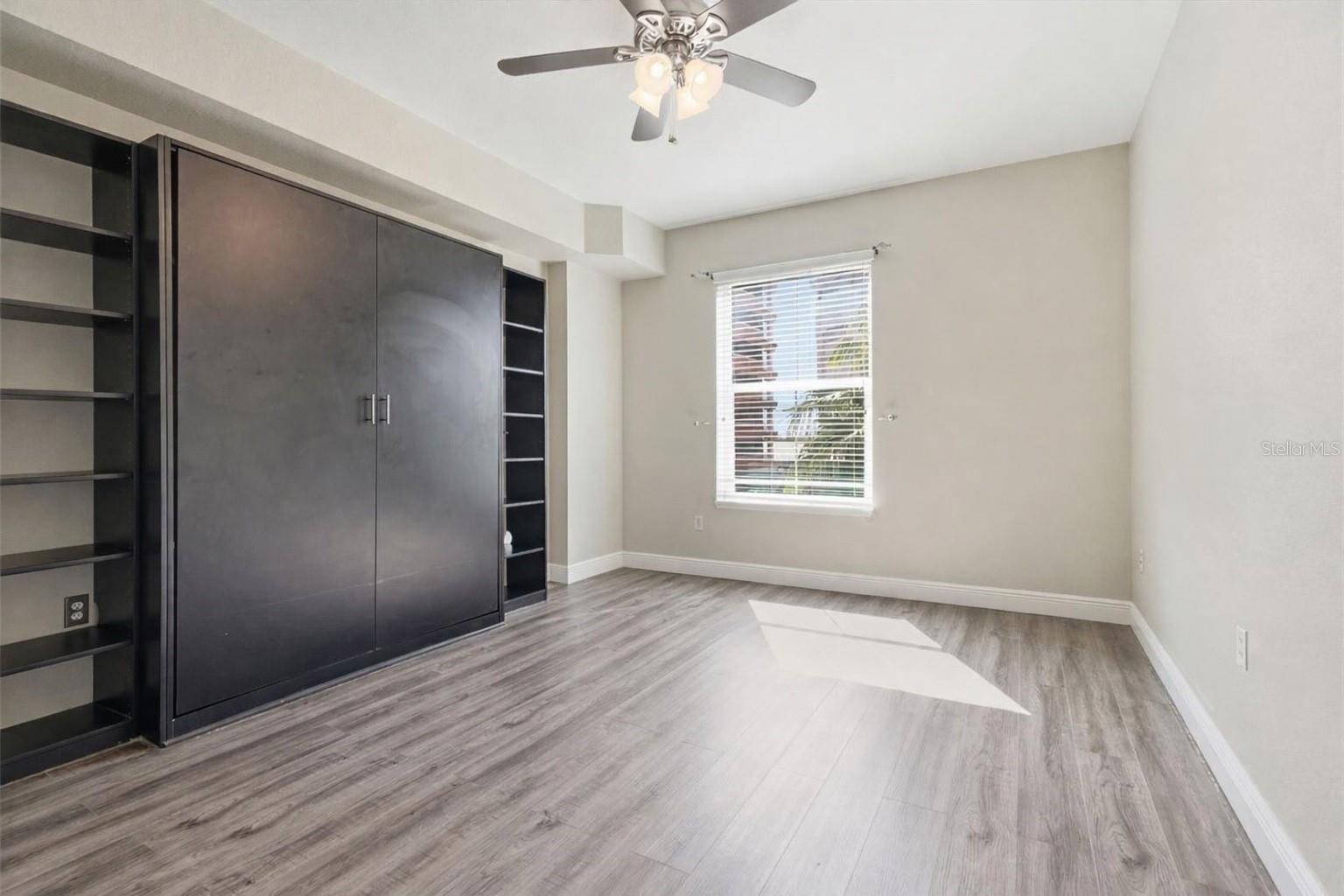 Image 24 of 59 For 700 Harbour Island Boulevard 403