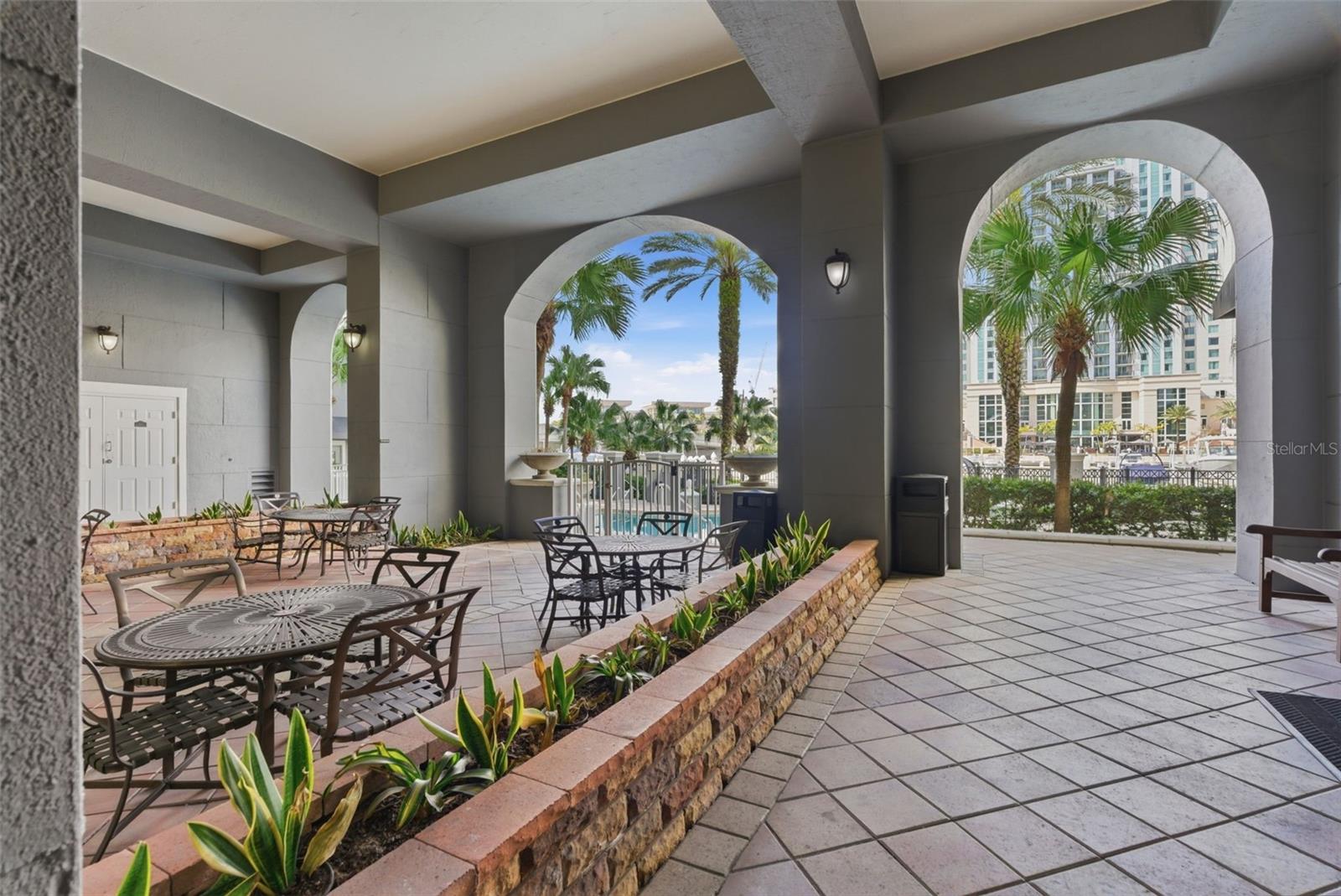 Image 34 of 59 For 700 Harbour Island Boulevard 403