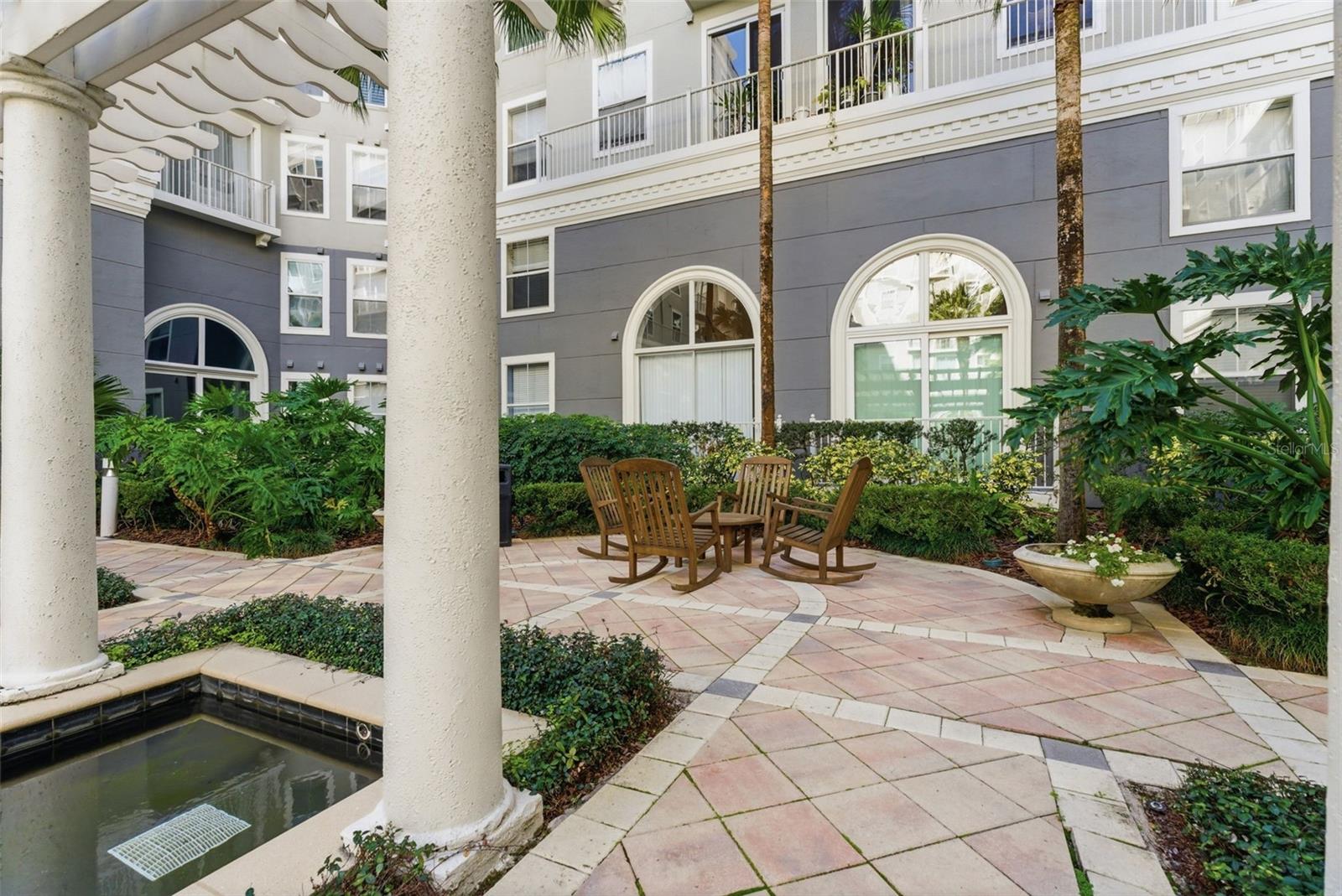 Image 40 of 59 For 700 Harbour Island Boulevard 403