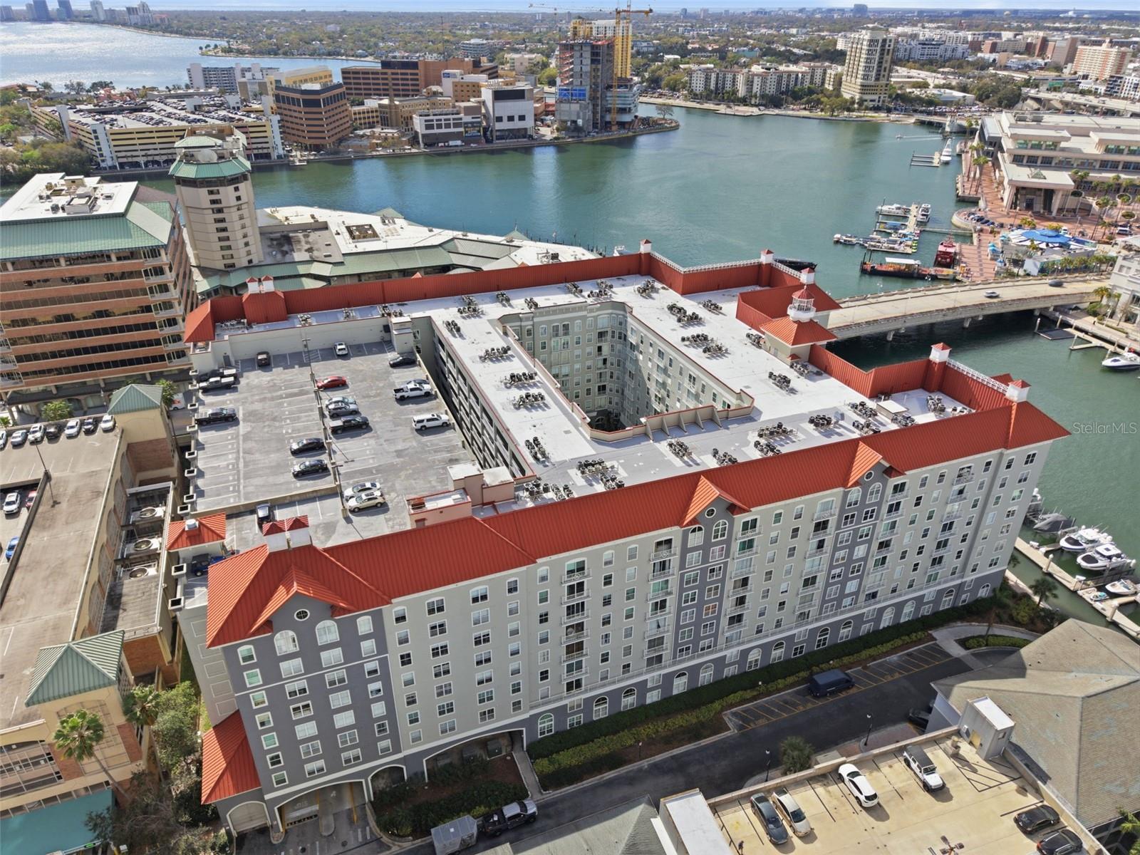 Image 55 of 59 For 700 Harbour Island Boulevard 403