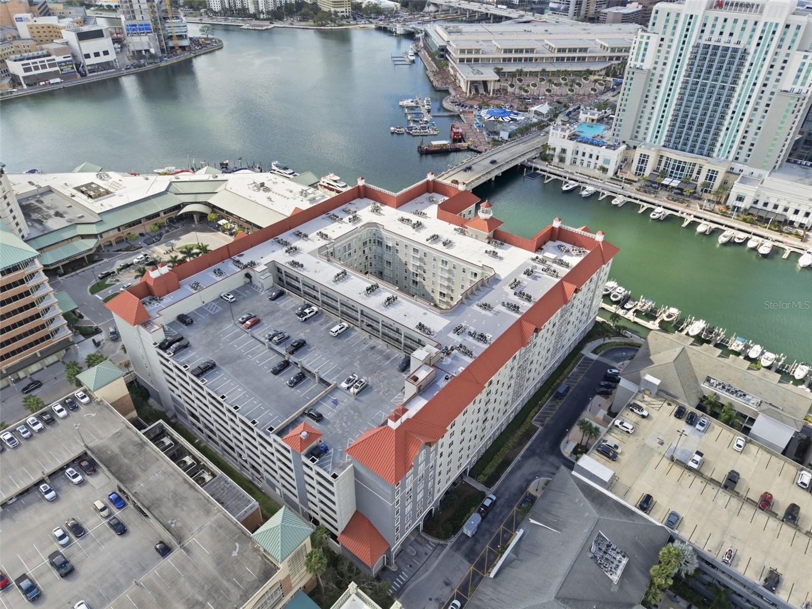 Image 58 of 59 For 700 Harbour Island Boulevard 403