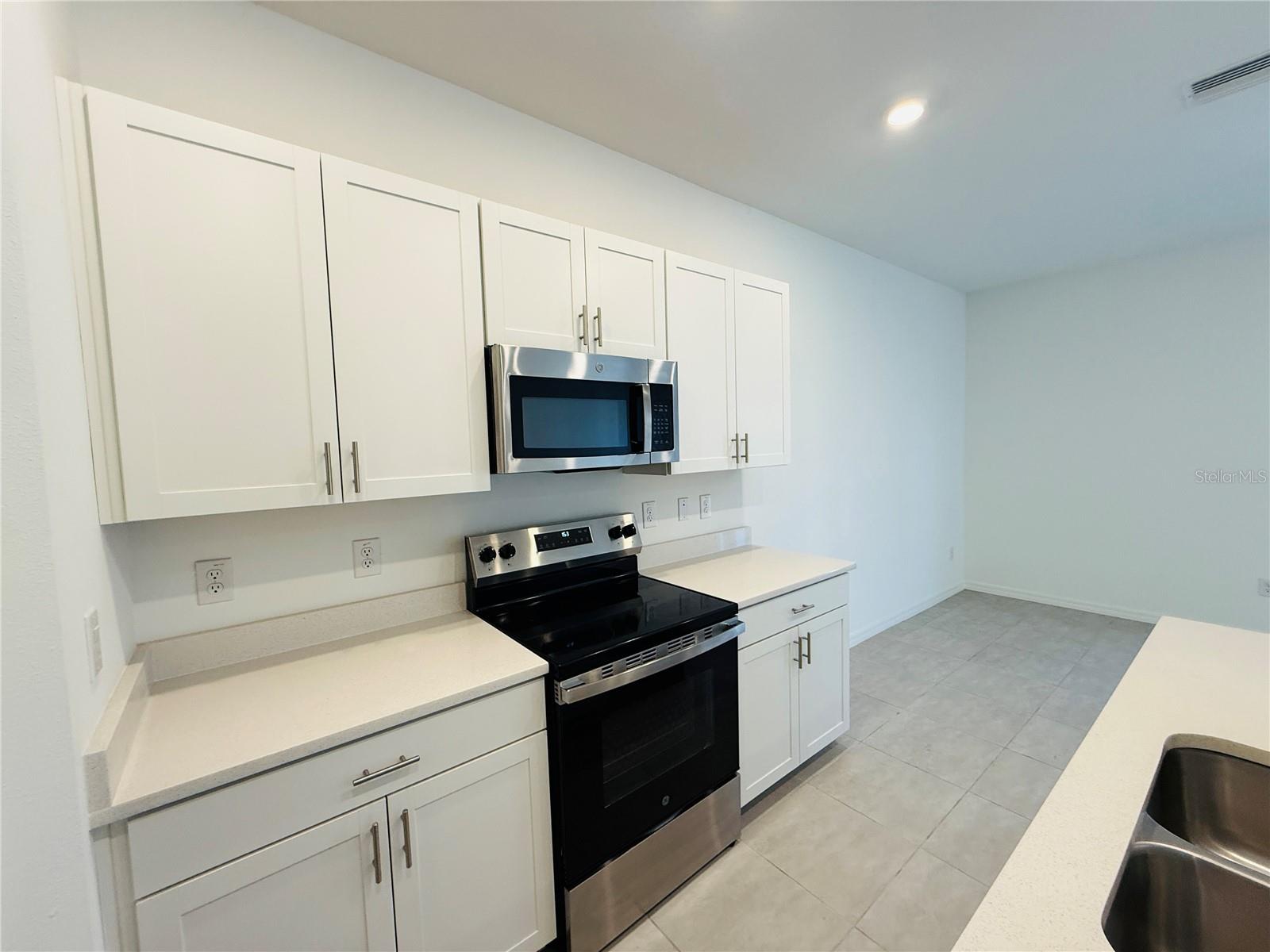 Image 10 of 30 For 2264 Paravane Way