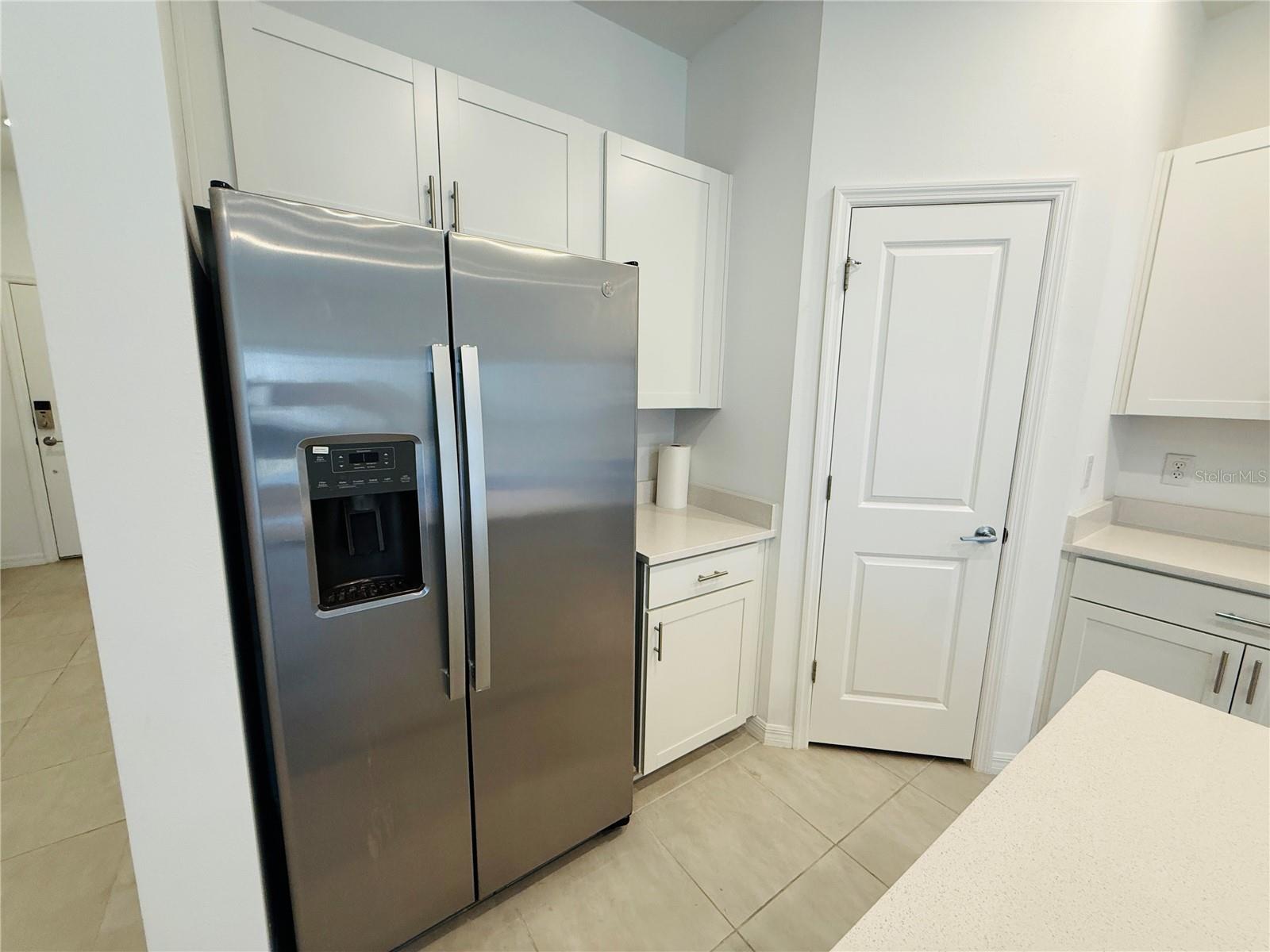 Image 13 of 30 For 2264 Paravane Way