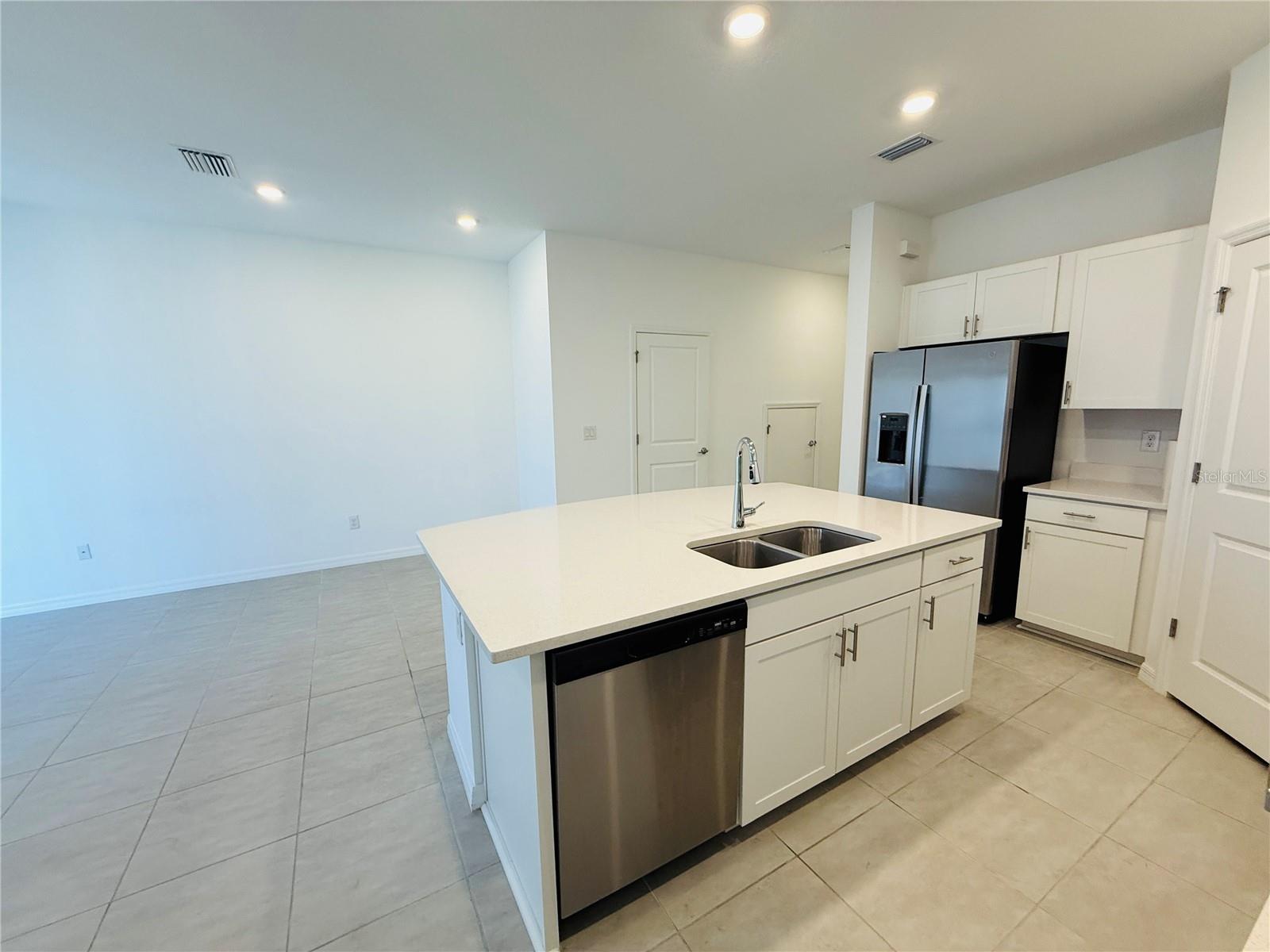 Image 7 of 30 For 2264 Paravane Way