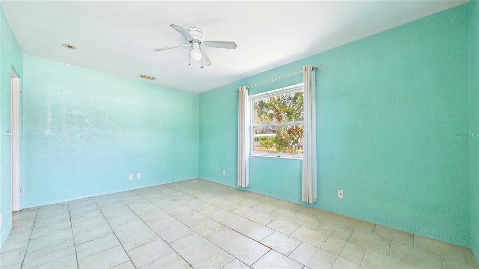 Image 16 of 31 For 2706 46th Street S