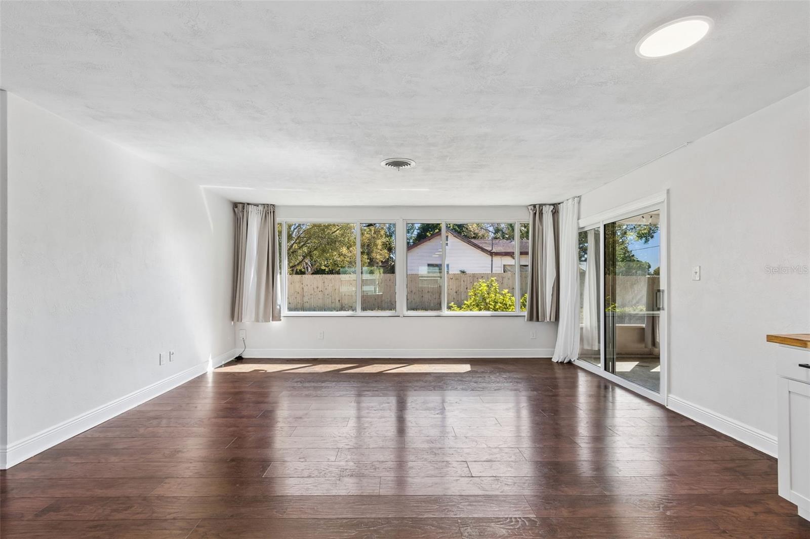 Image 12 of 50 For 5755 43rd Street N