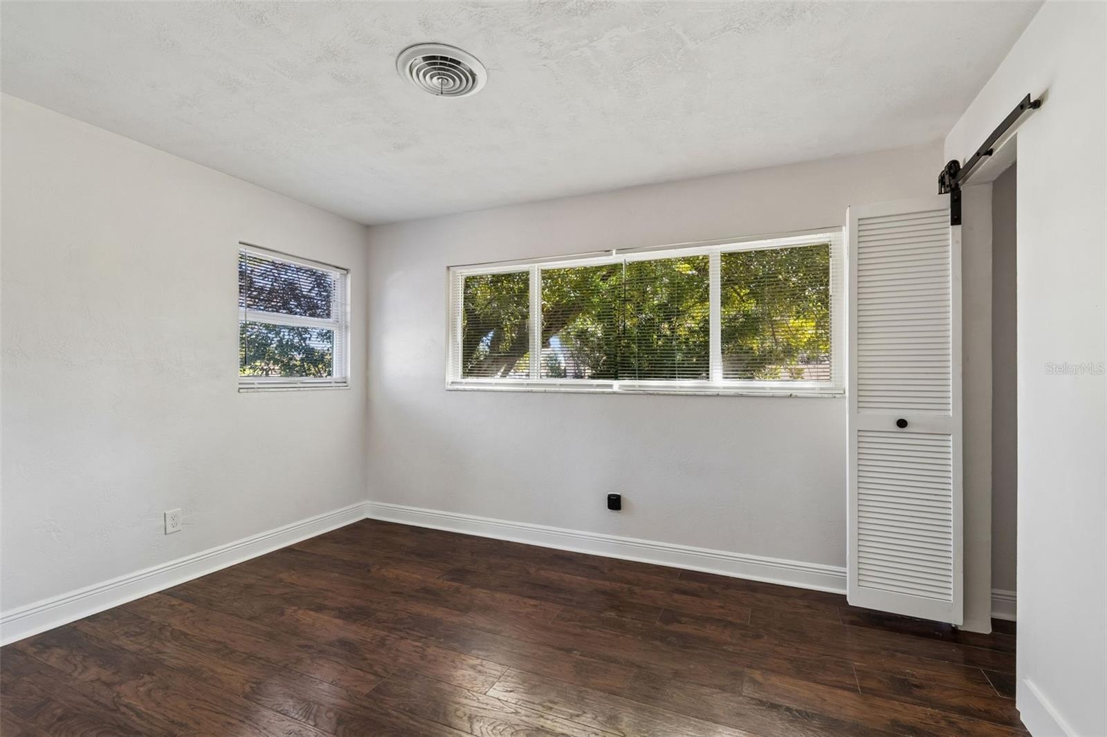 Image 23 of 50 For 5755 43rd Street N