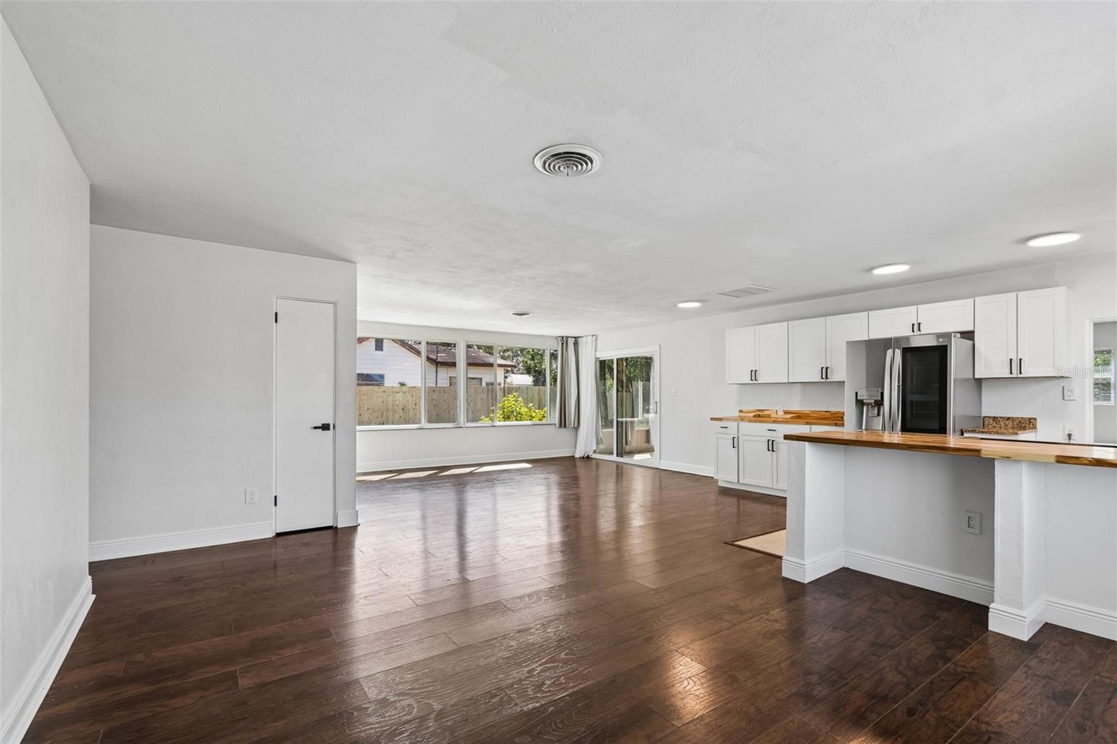 Image 7 of 50 For 5755 43rd Street N