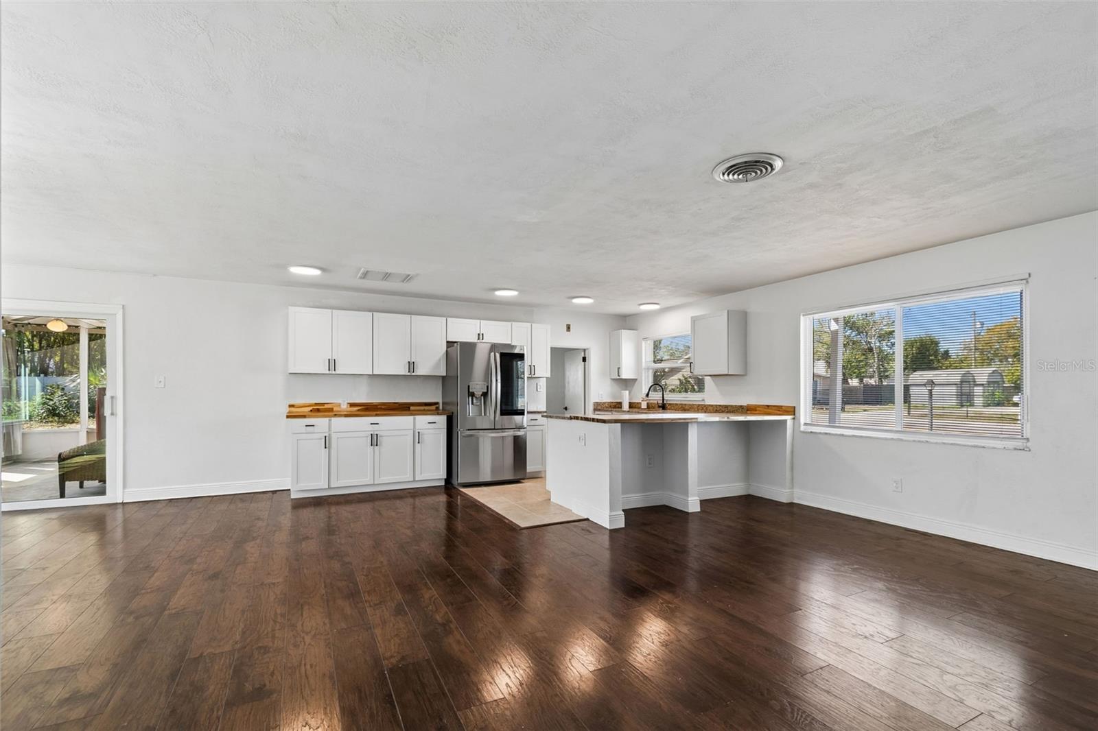 Image 9 of 50 For 5755 43rd Street N