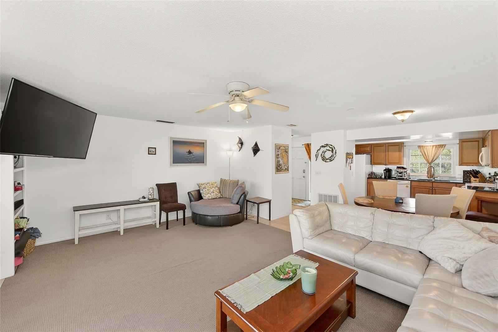 Image 11 of 31 For 38 Country Club Drive 38