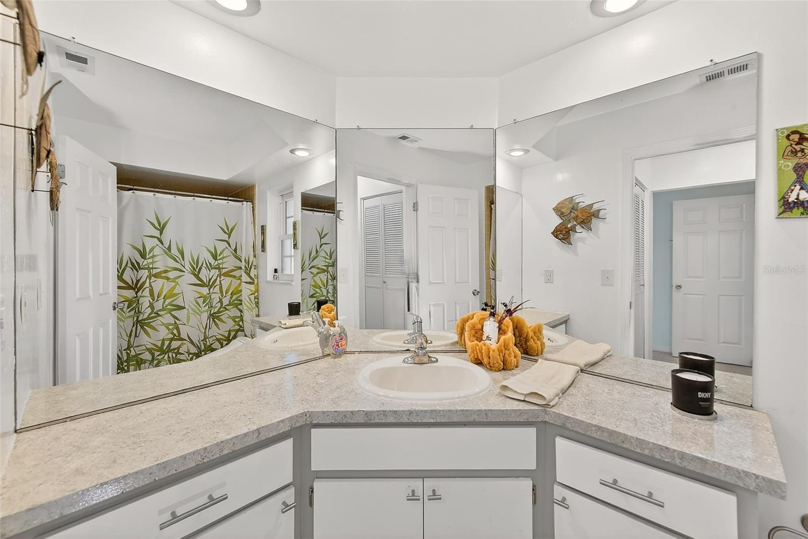 Image 16 of 31 For 38 Country Club Drive 38