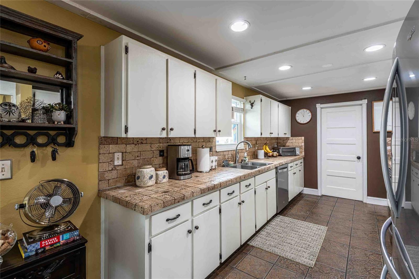 Image 15 of 43 For 21855 Ocean Pines Drive