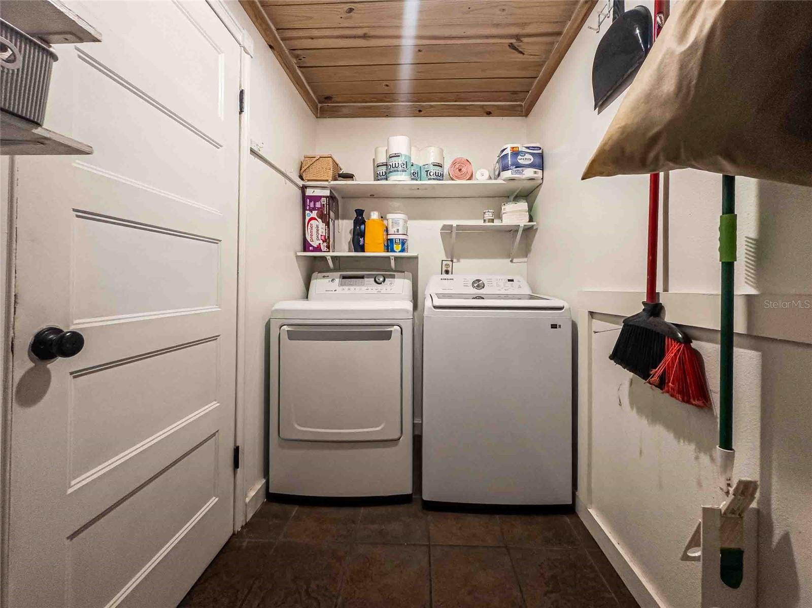 Image 17 of 43 For 21855 Ocean Pines Drive