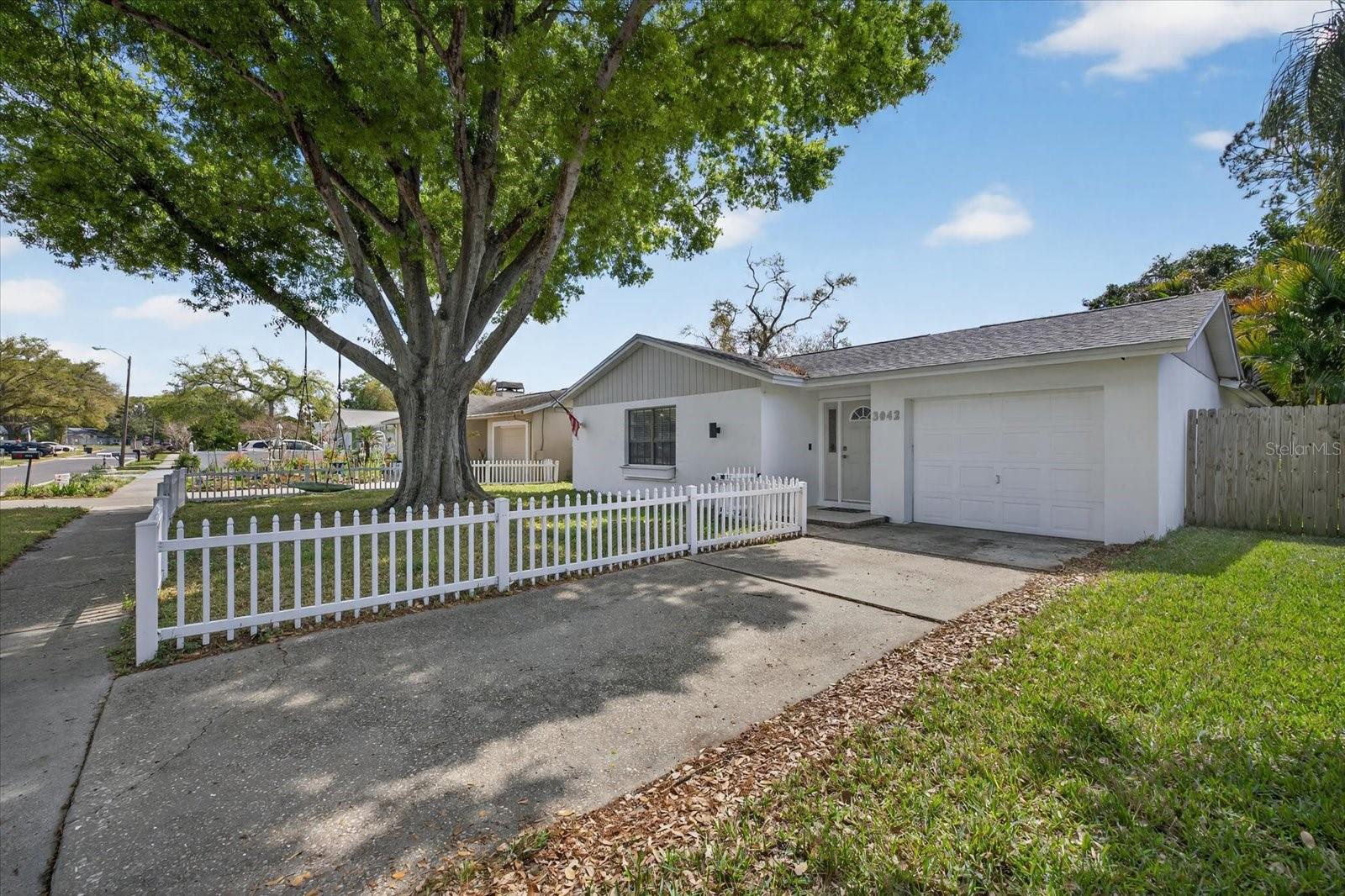 Details for 3042 Cypress Green Drive, PALM HARBOR, FL 34684