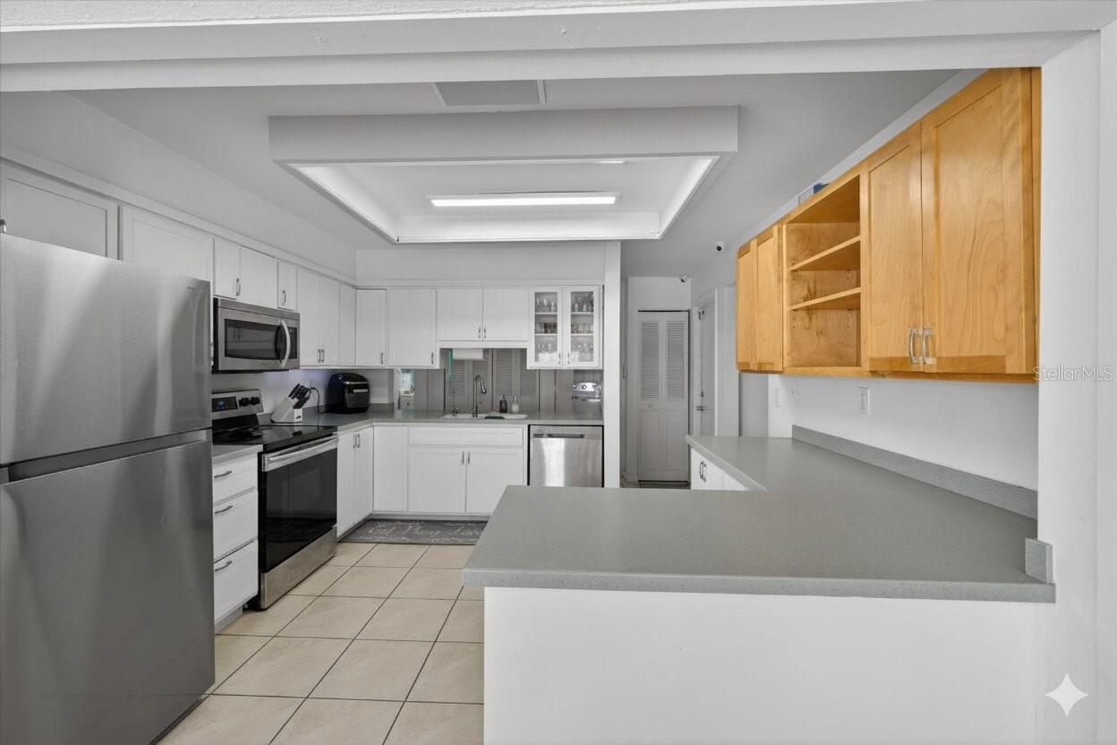 Image 11 of 22 For 3042 Cypress Green Drive