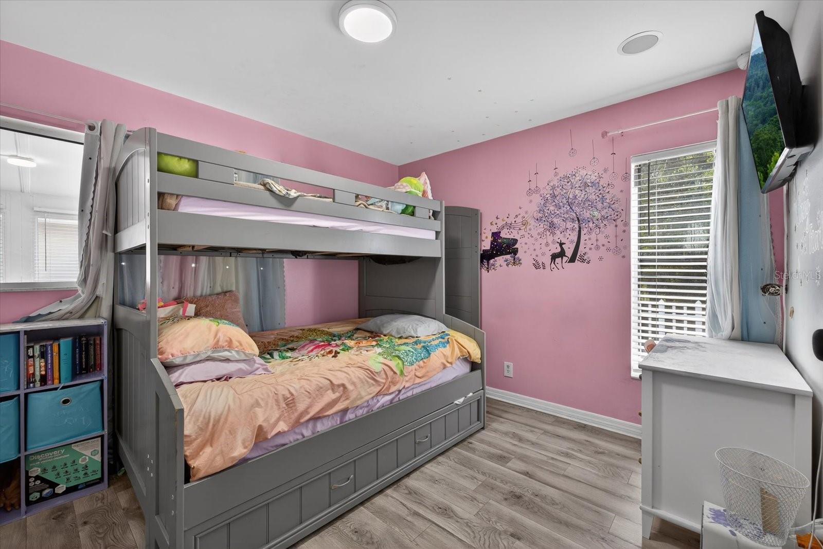 Image 17 of 22 For 3042 Cypress Green Drive