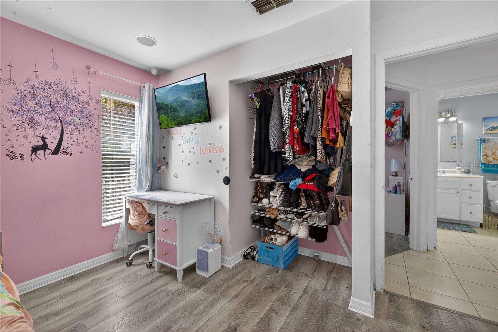 Image 18 of 22 For 3042 Cypress Green Drive