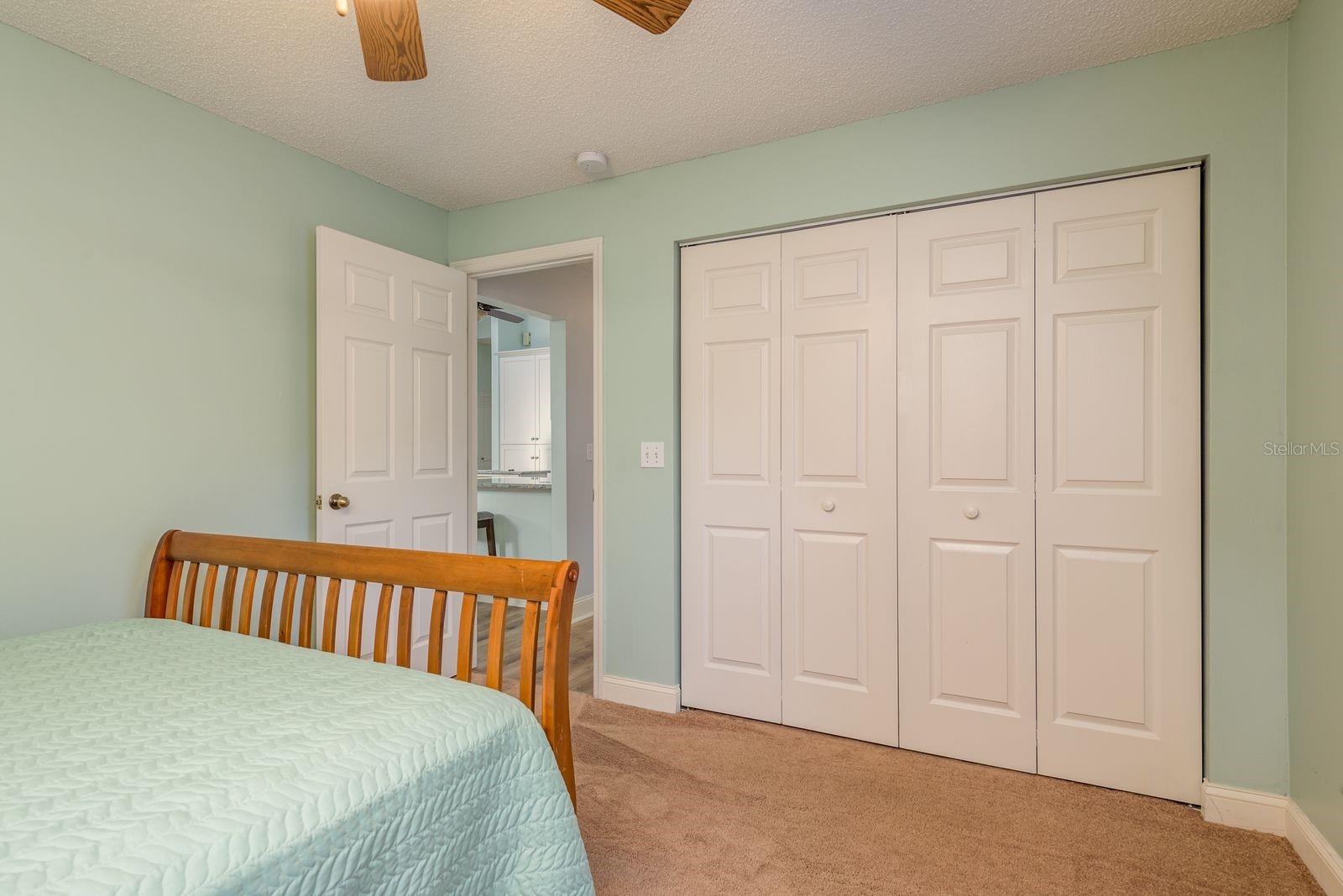 Listing photo id 23 for 469 Pine Warbler Way N