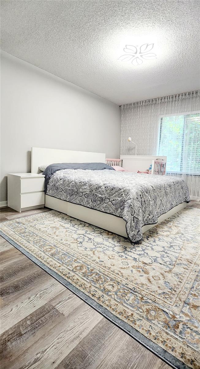 Image 13 of 23 For 1354 Shady Pine Way E2