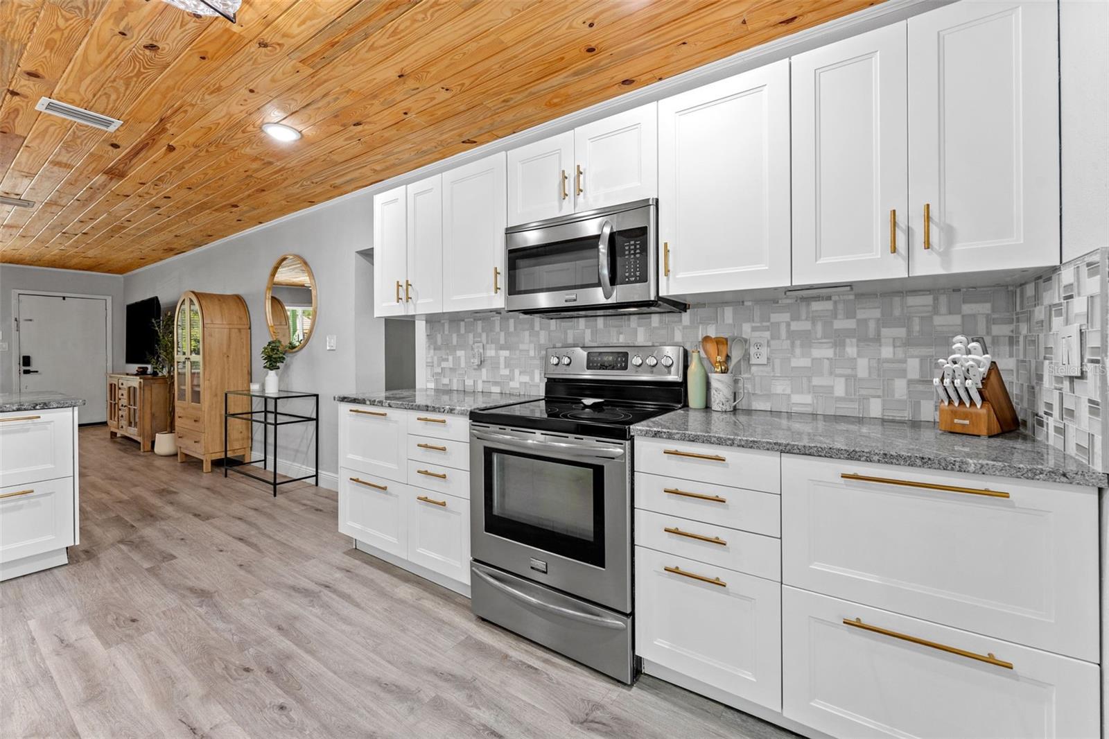 Image 10 of 46 For 6317 22nd Street