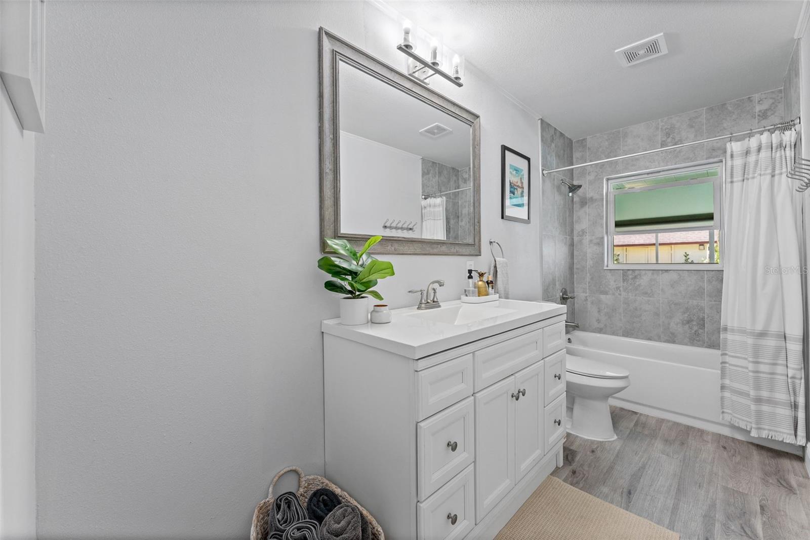 Image 24 of 46 For 6317 22nd Street