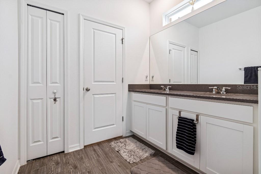 Image 22 of 42 For 5411 Los Robles Court