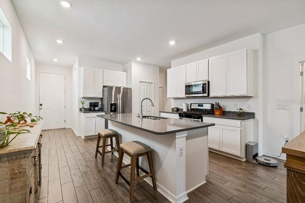 Image 3 of 42 For 5411 Los Robles Court