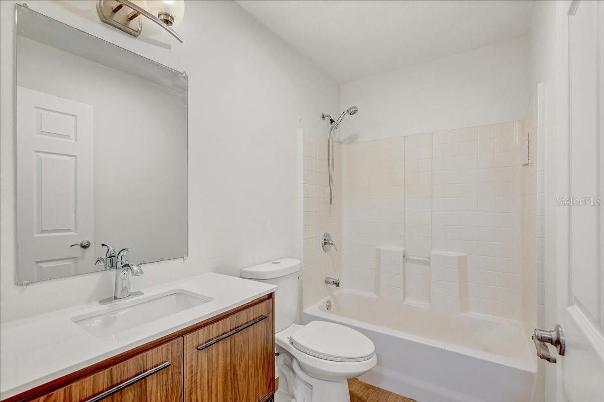 Image 14 of 52 For 7012 Pin Cherry Lane