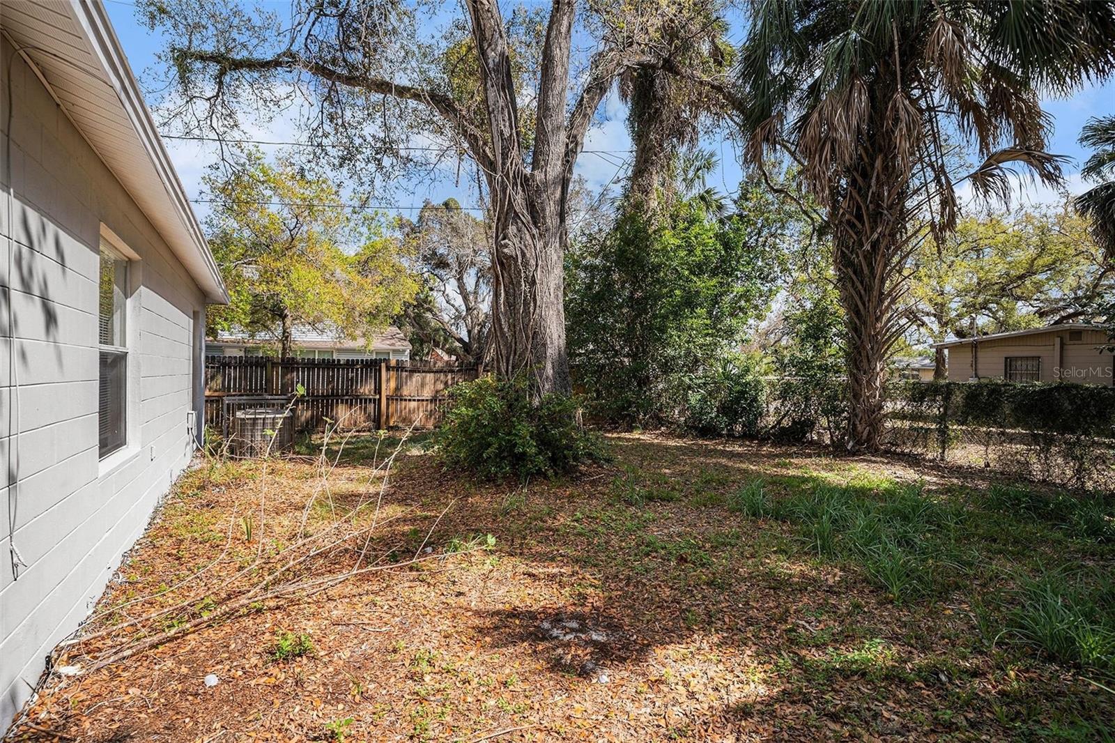 Image 26 of 28 For 3807 Palifox Street