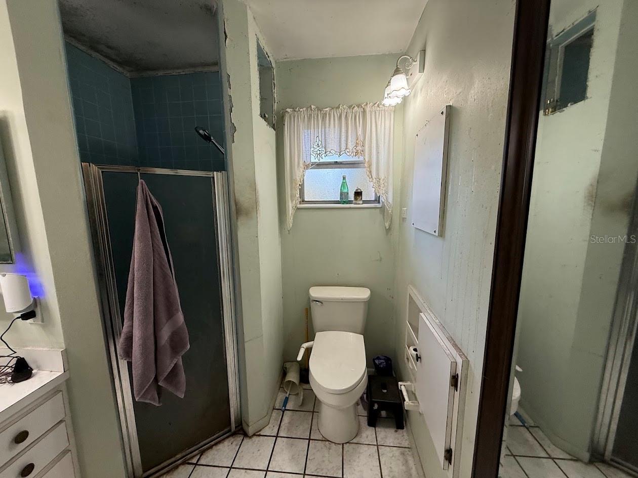 Image 25 of 40 For 1203 40th Avenue W