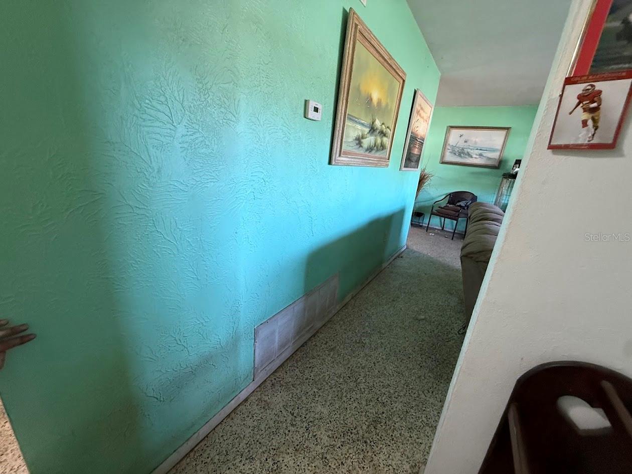 Image 31 of 40 For 1203 40th Avenue W