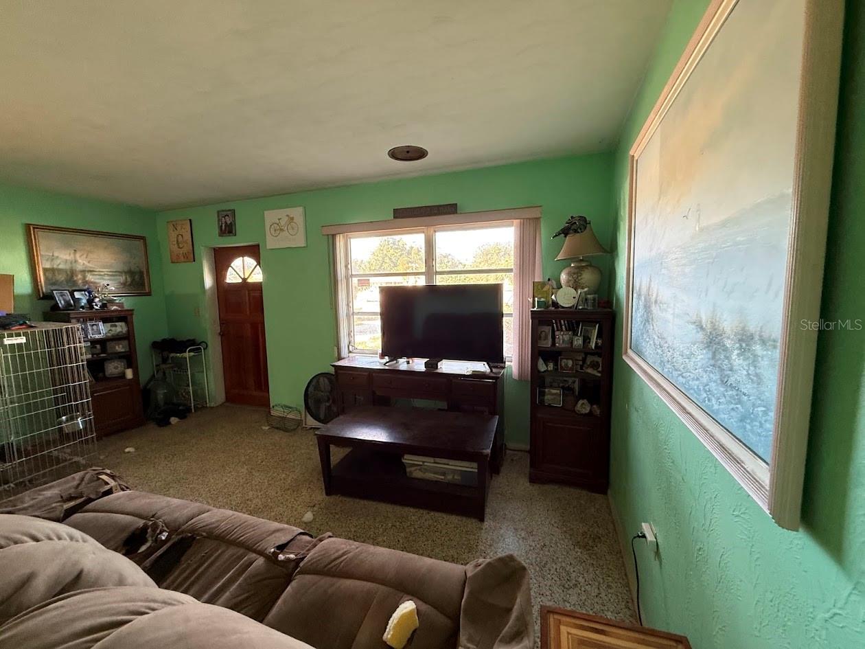 Image 33 of 40 For 1203 40th Avenue W