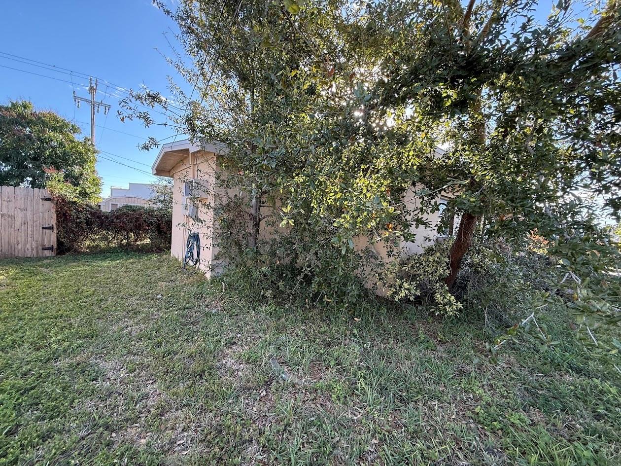 Image 40 of 40 For 1203 40th Avenue W