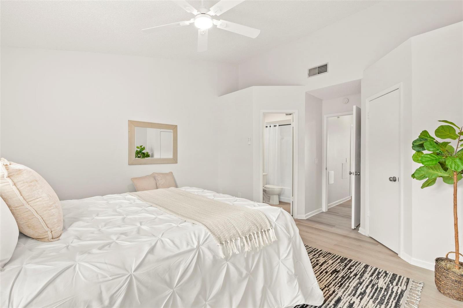 Image 12 of 17 For 6720 121st Avenue 8