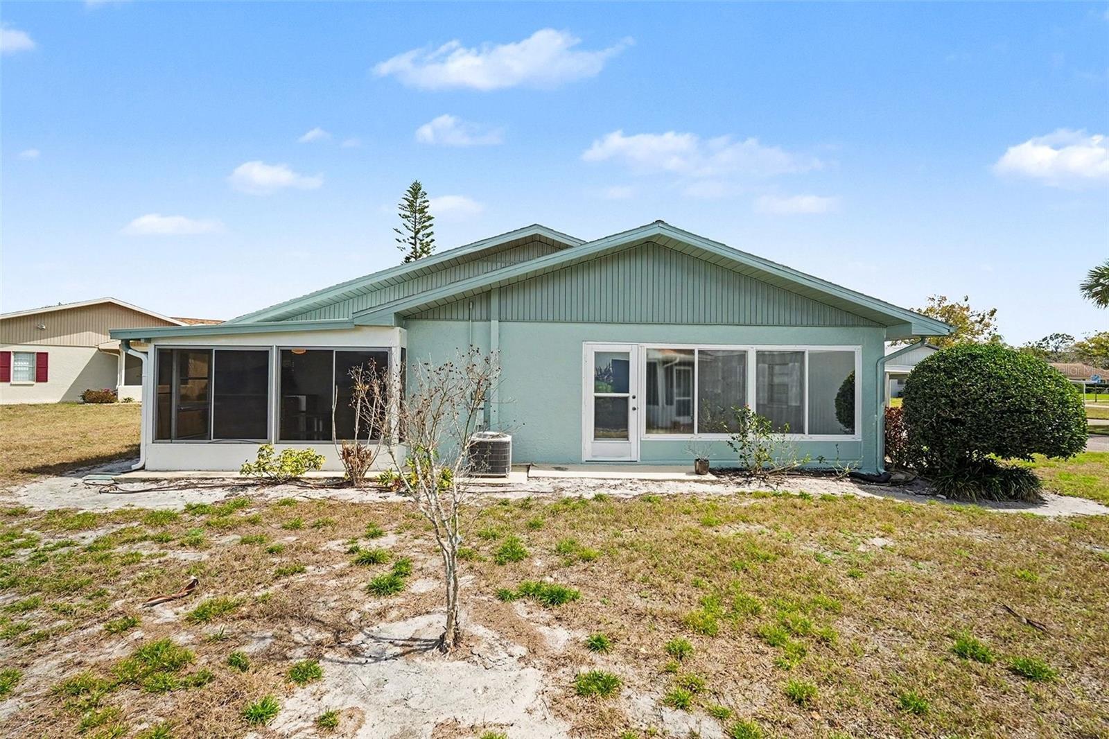 Image 32 of 38 For 401 Finchley Court A