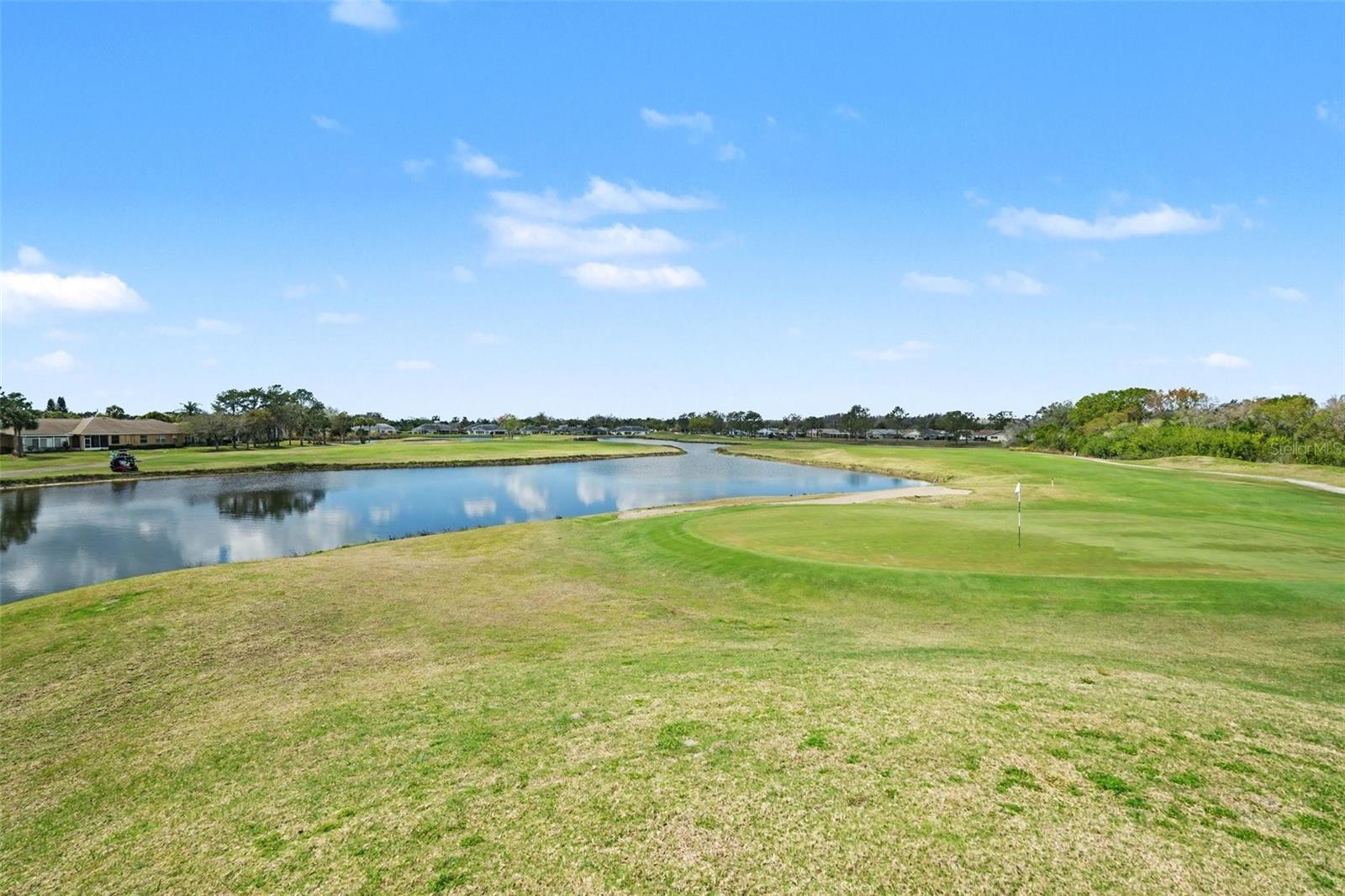 Image 34 of 38 For 401 Finchley Court A