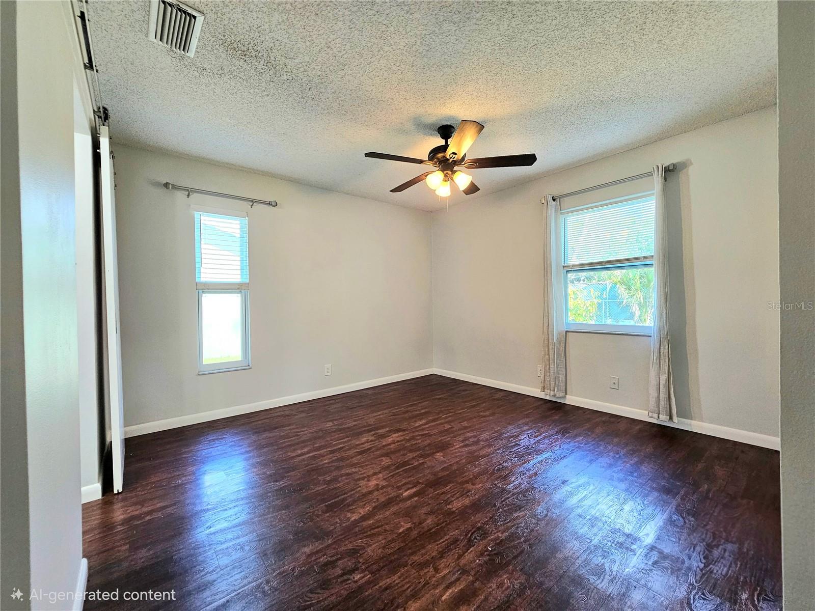 Image 12 of 40 For 1649 12th Street Sw