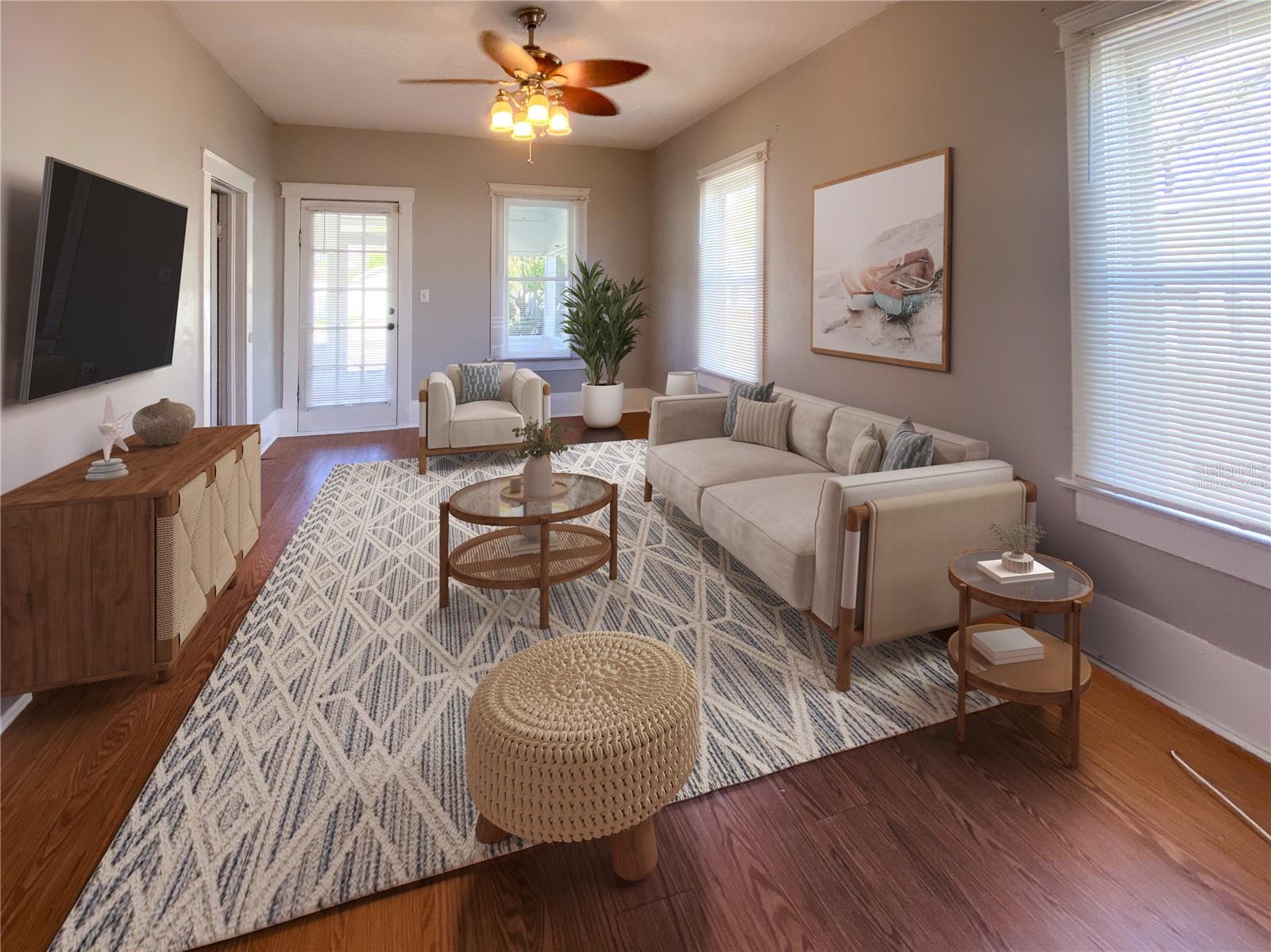 Image 4 of 13 For 1466 30th Avenue N