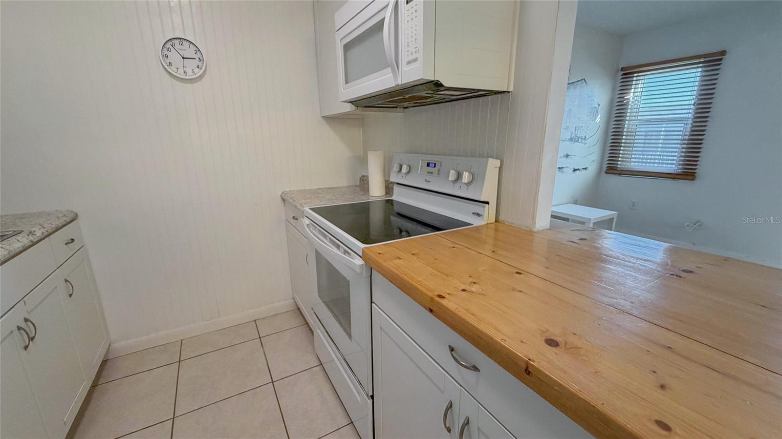 Image 15 of 52 For 215 Mcmullen Booth Road 182