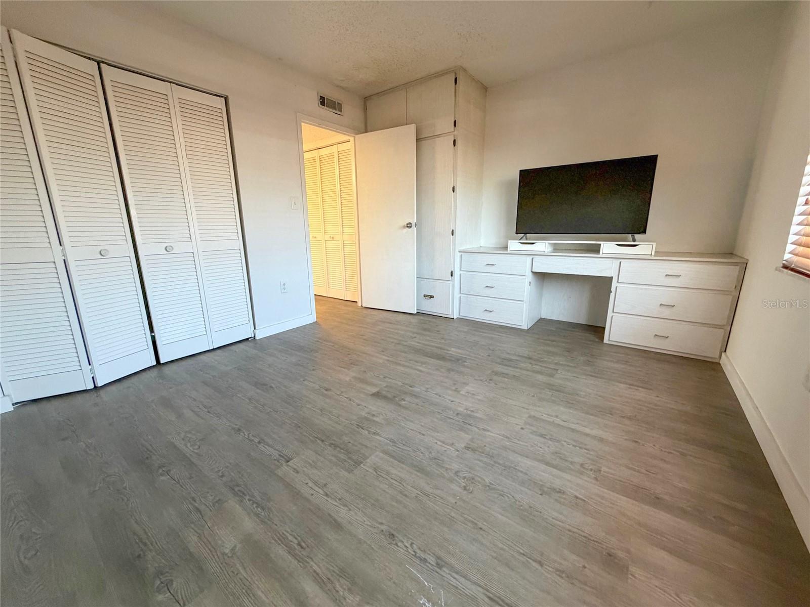 Image 19 of 52 For 215 Mcmullen Booth Road 182