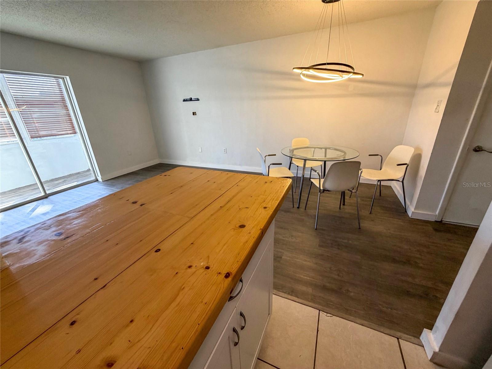 Image 27 of 52 For 215 Mcmullen Booth Road 182