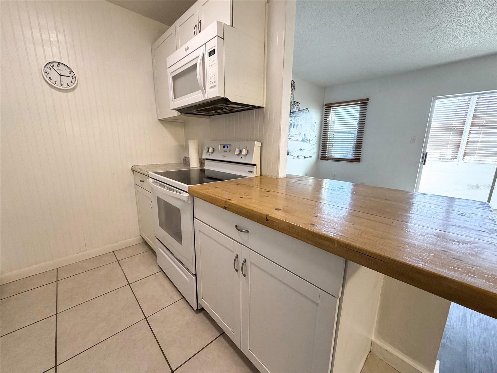 Image 7 of 52 For 215 Mcmullen Booth Road 182