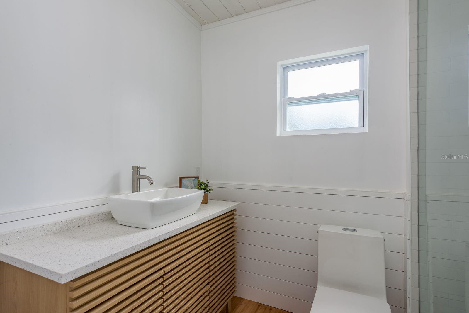 Listing photo id 8 for 1115 Pennsylvania Avenue